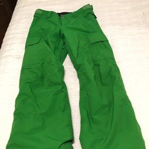 Boys Burton green snowboard pants - size M
